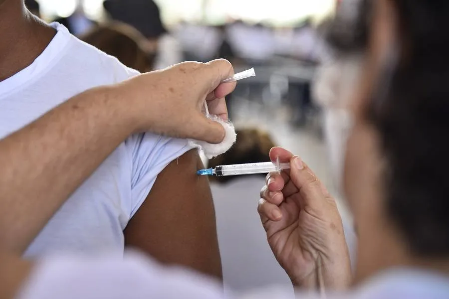 Prefeitura de Natal libera vacinação contra gripe para toda a população a partir de seis meses; veja onde se vacinar